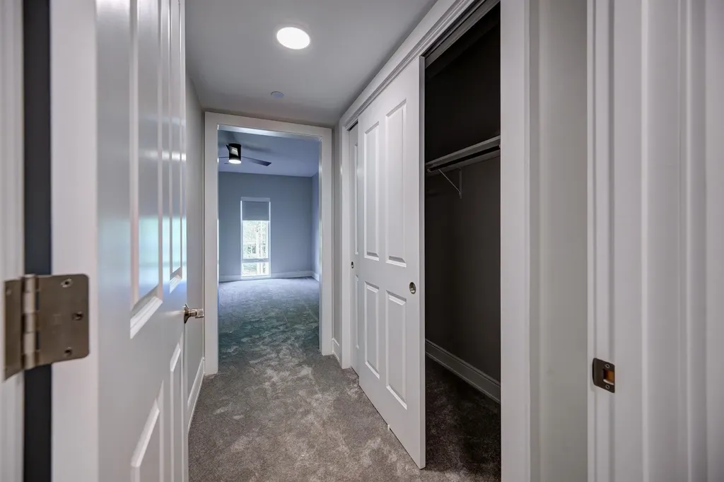 2059 Lafayette Road Portsmouth NH 03801