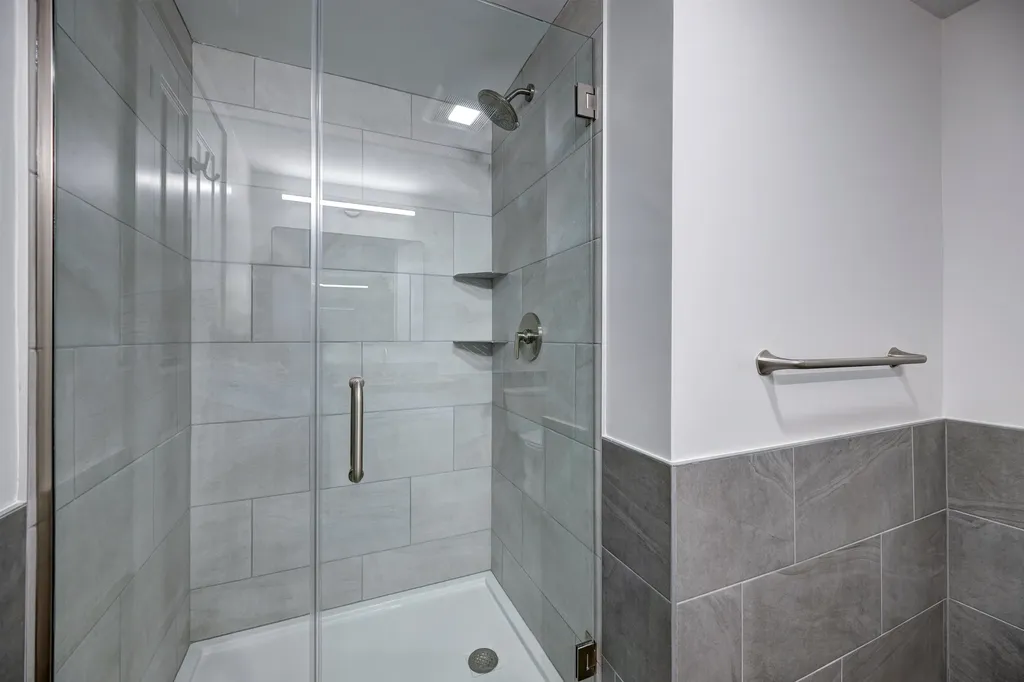 2059 Lafayette Road Portsmouth NH 03801