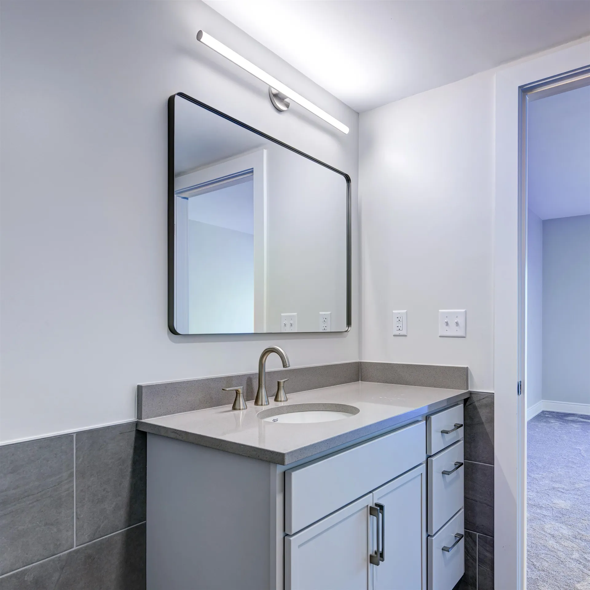 2059 Lafayette Road Portsmouth NH 03801