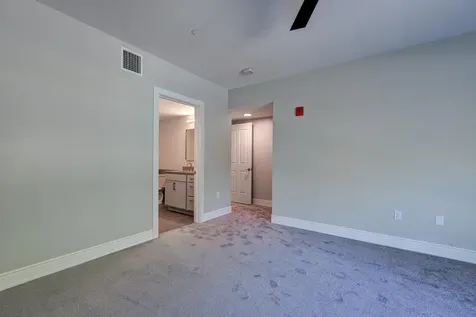 2059 Lafayette Road Portsmouth NH 03801