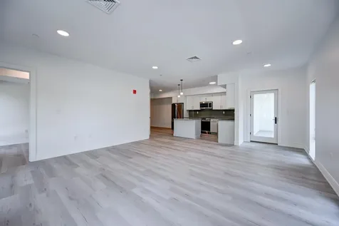 2059 Lafayette Road Portsmouth NH 03801