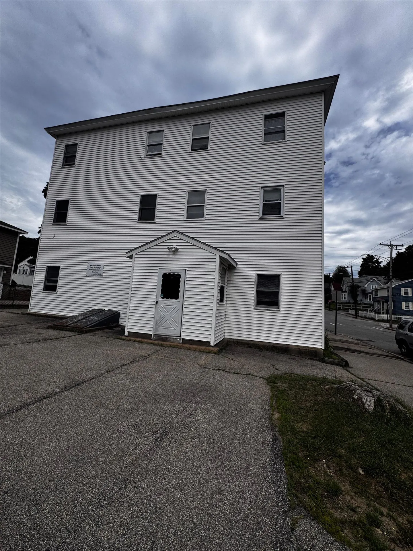 562 A Lake Avenue Manchester NH 03103