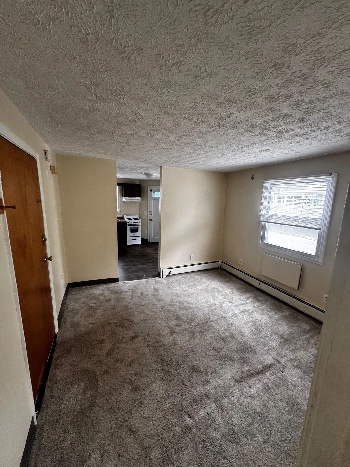 562 A Lake Avenue Manchester NH 03103