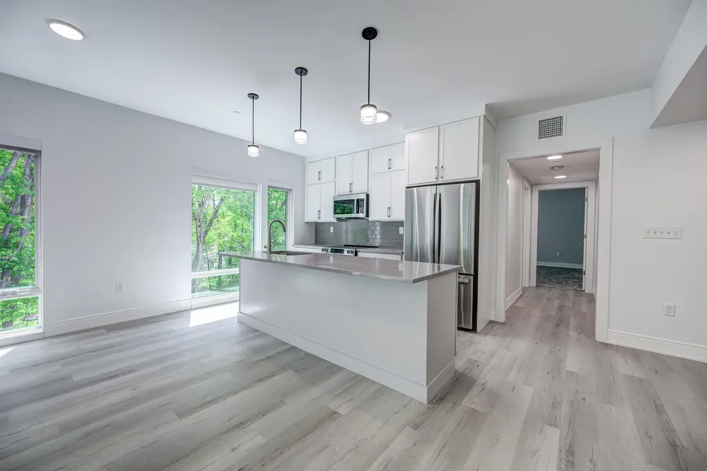 2059 Lafayette Road Portsmouth NH 03801