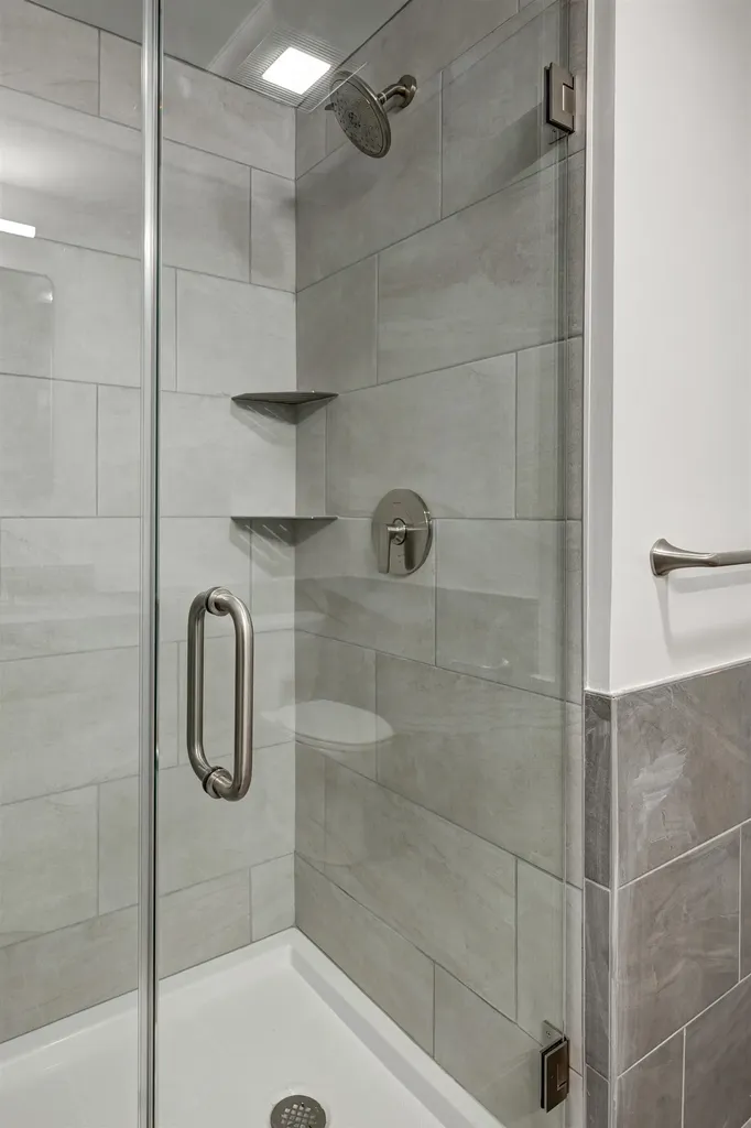 2059 Lafayette Road Portsmouth NH 03801