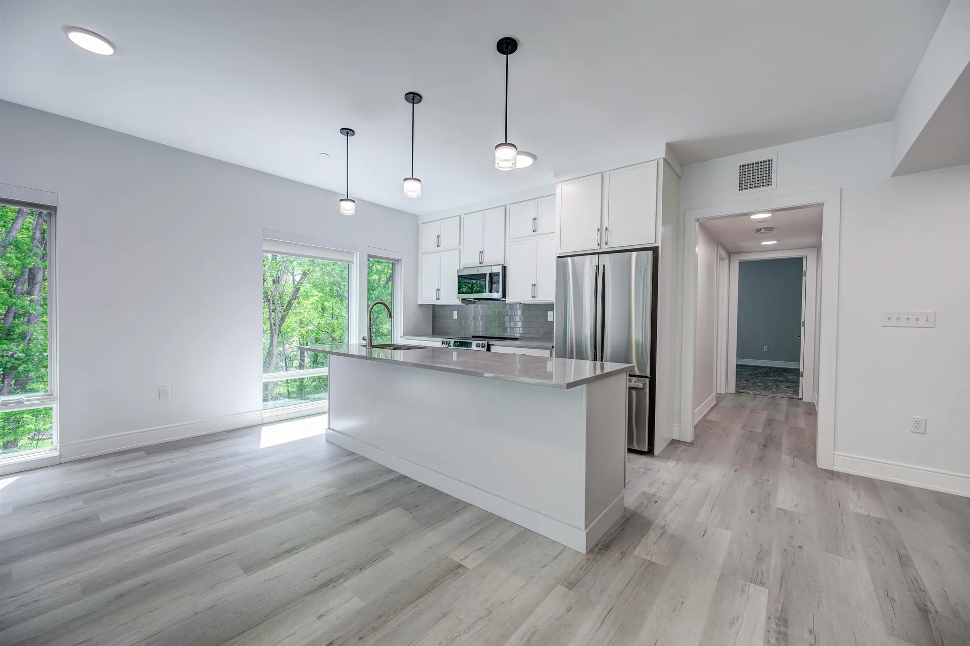 2059 Lafayette Road Portsmouth NH 03801