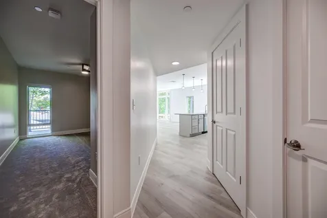 2059 Lafayette Road Portsmouth NH 03801