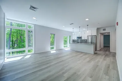 2059 Lafayette Road Portsmouth NH 03801