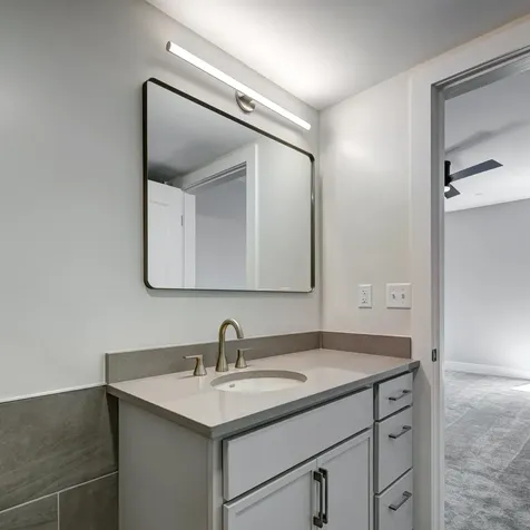 2059 Lafayette Road Portsmouth NH 03801