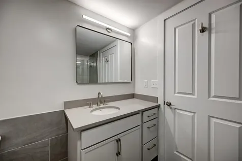 2059 Lafayette Road Portsmouth NH 03801