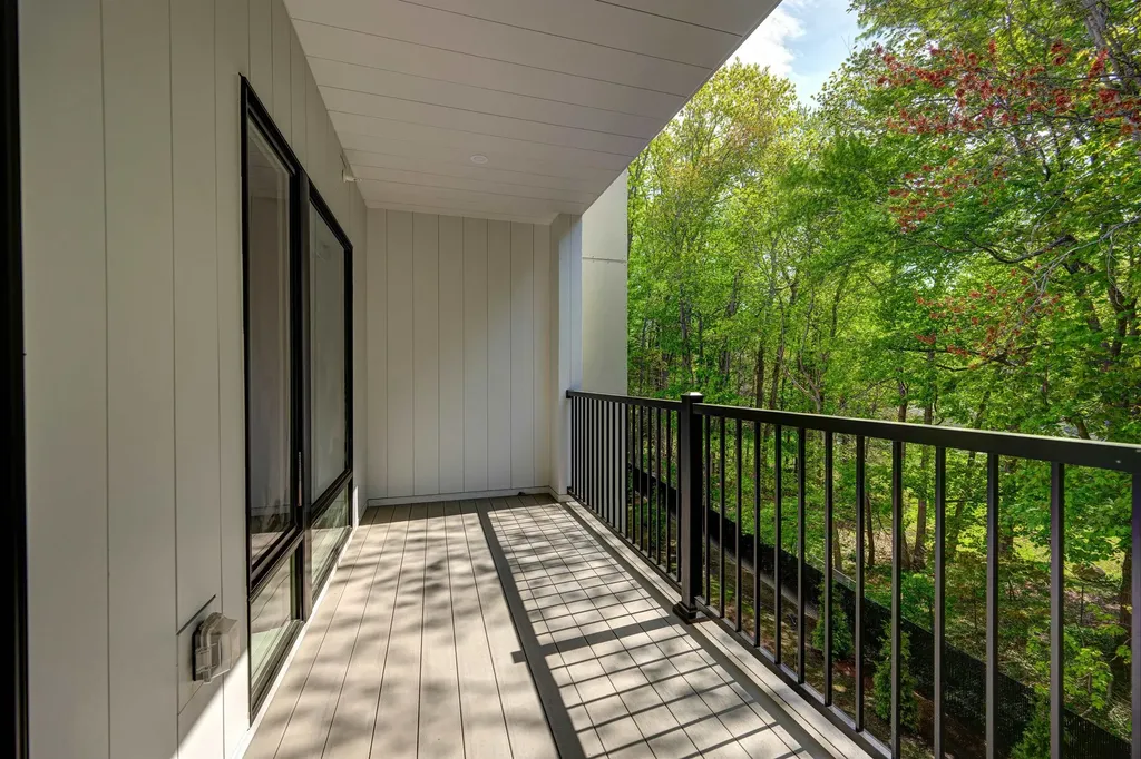 2059 Lafayette Road Portsmouth NH 03801