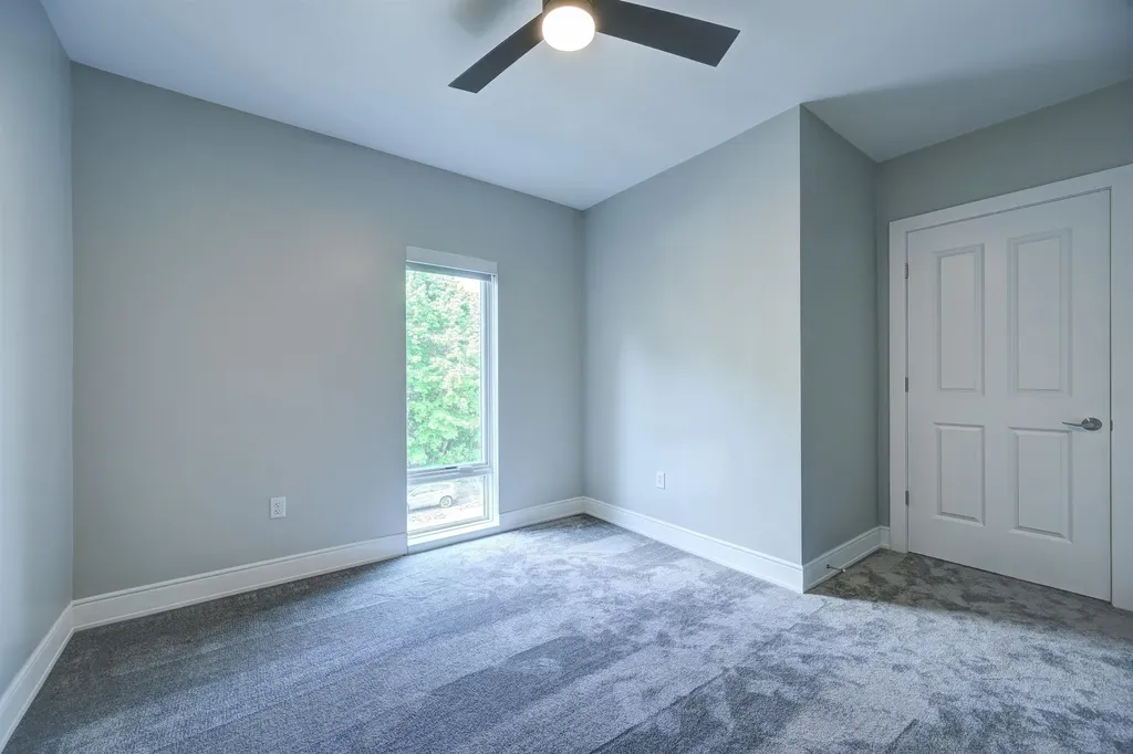 2059 Lafayette Road Portsmouth NH 03801