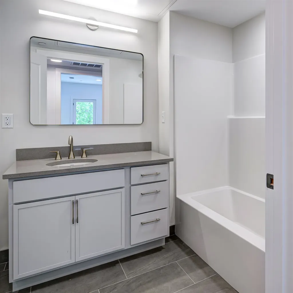 2059 Lafayette Road Portsmouth NH 03801