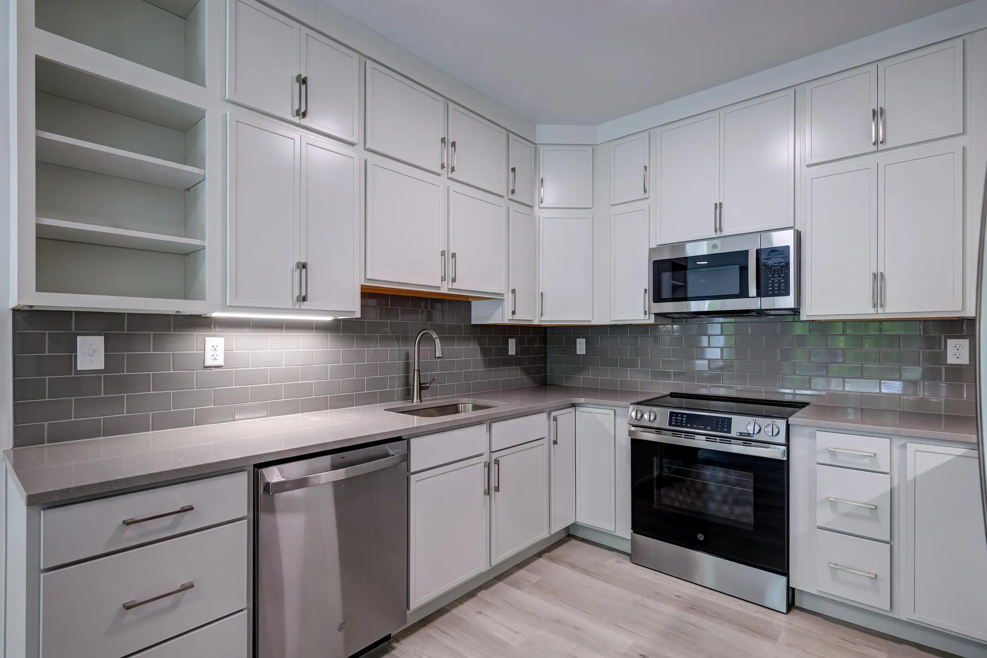 2059 Lafayette Road Portsmouth NH 03801