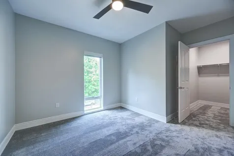 2059 Lafayette Road Portsmouth NH 03801