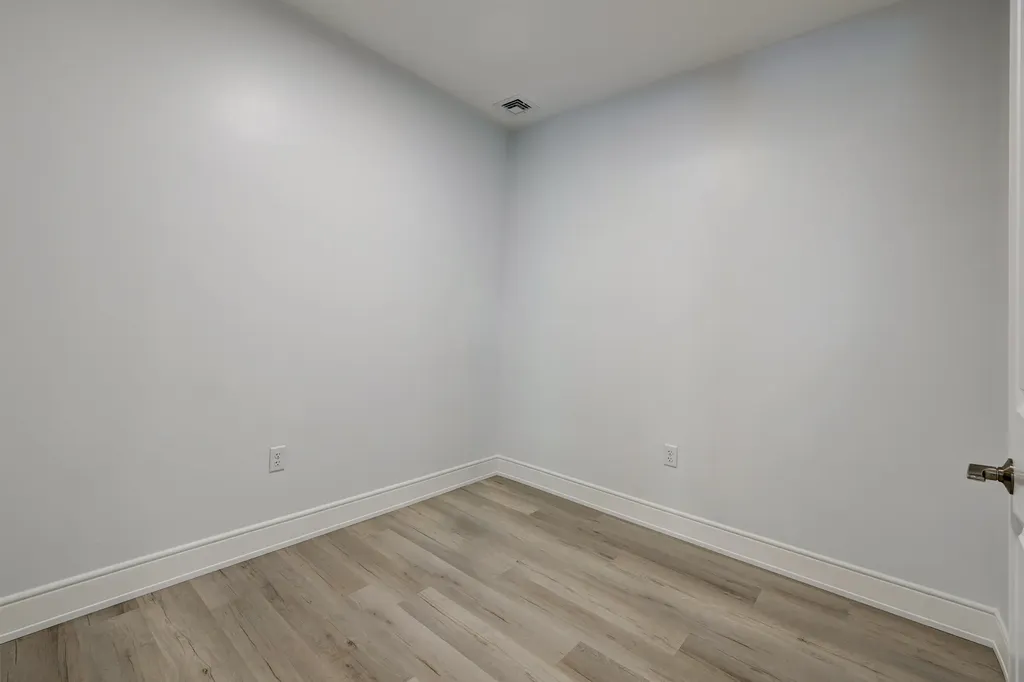 2059 Lafayette Road Portsmouth NH 03801