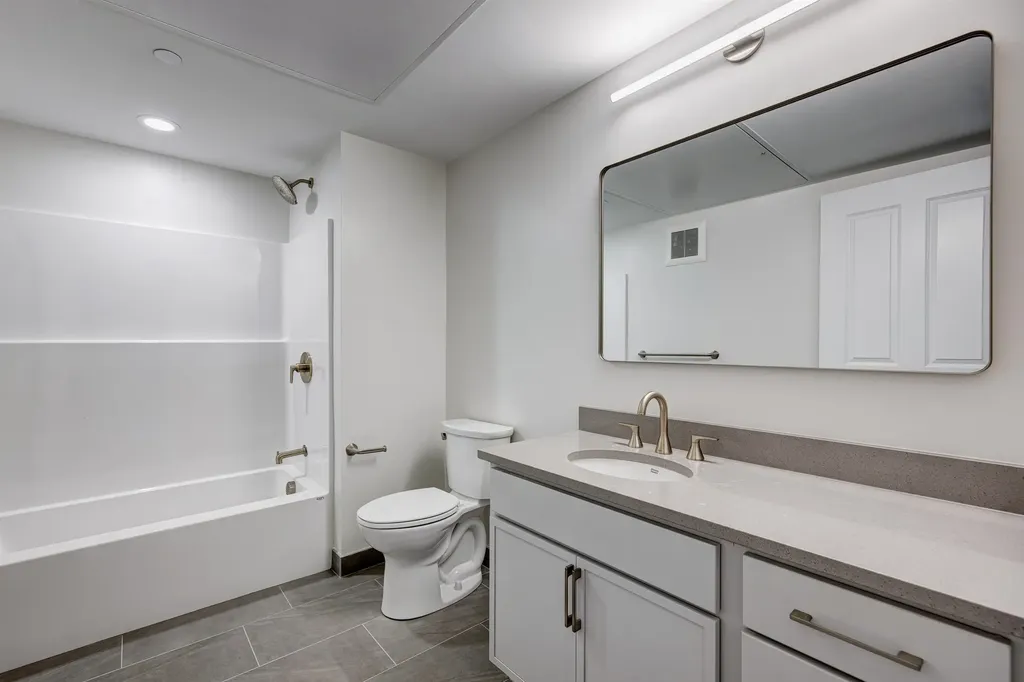 2059 Lafayette Road Portsmouth NH 03801