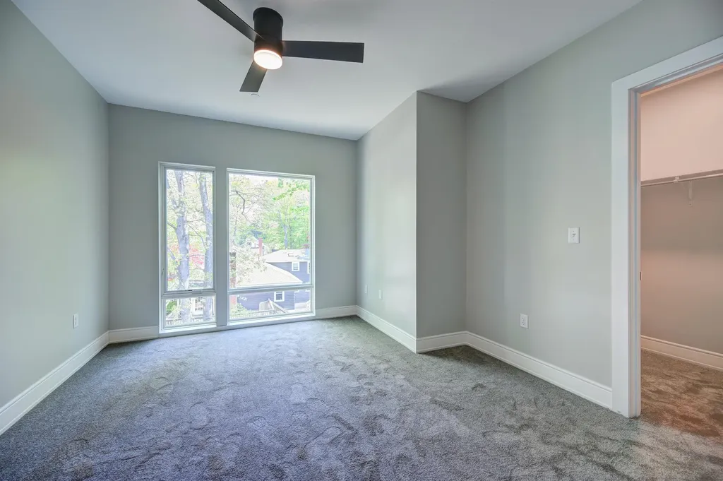 2059 Lafayette Road Portsmouth NH 03801