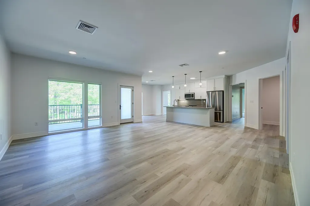 2059 Lafayette Road Portsmouth NH 03801