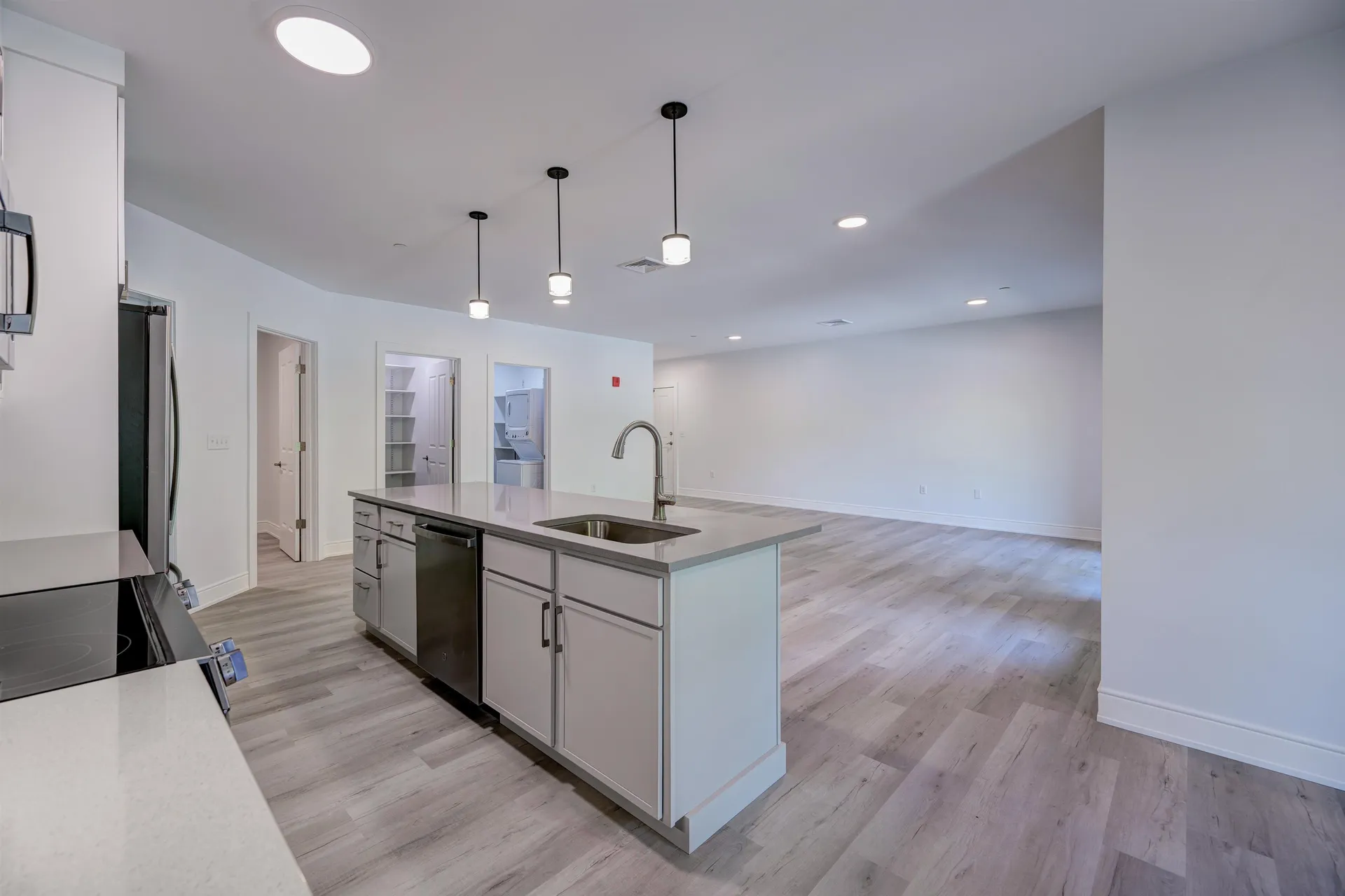 2059 Lafayette Road Portsmouth NH 03801