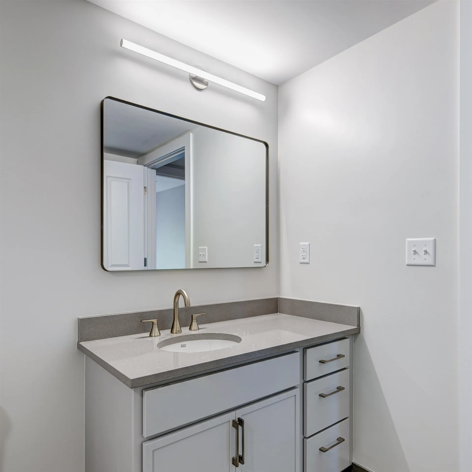 2059 Lafayette Road Portsmouth NH 03801