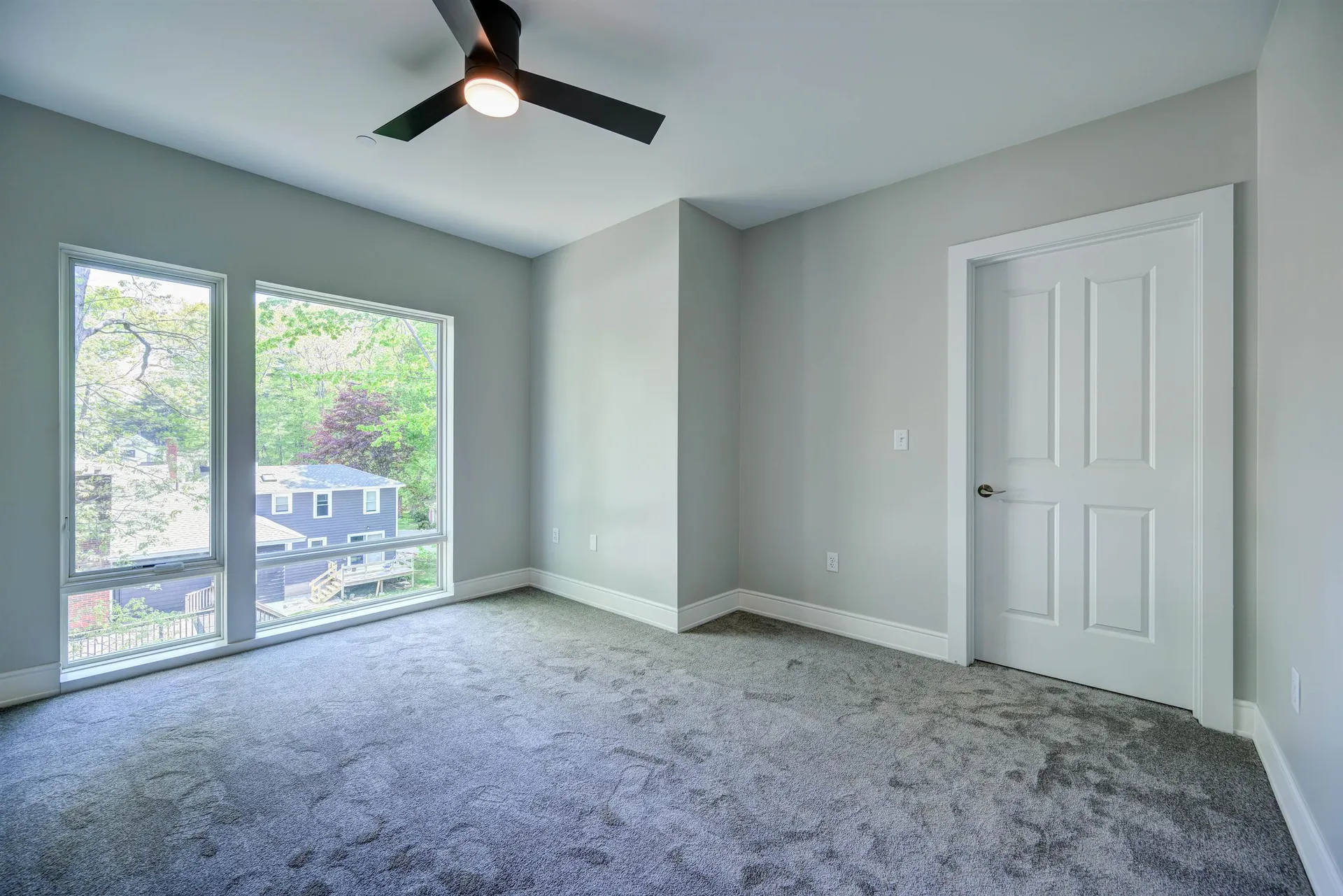 2059 Lafayette Road Portsmouth NH 03801