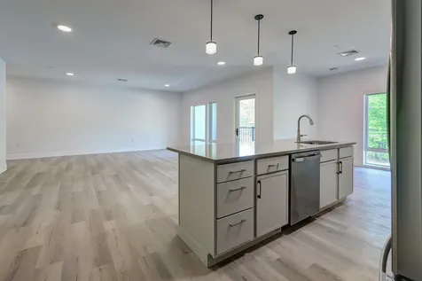 2059 Lafayette Road Portsmouth NH 03801