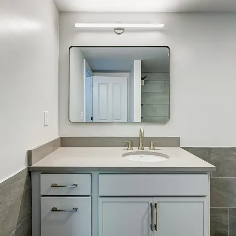 2059 Lafayette Road Portsmouth NH 03801