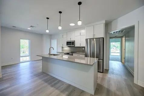 2059 Lafayette Road Portsmouth NH 03801