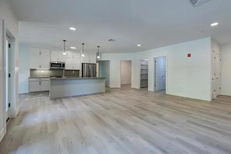 2059 Lafayette Road Portsmouth NH 03801