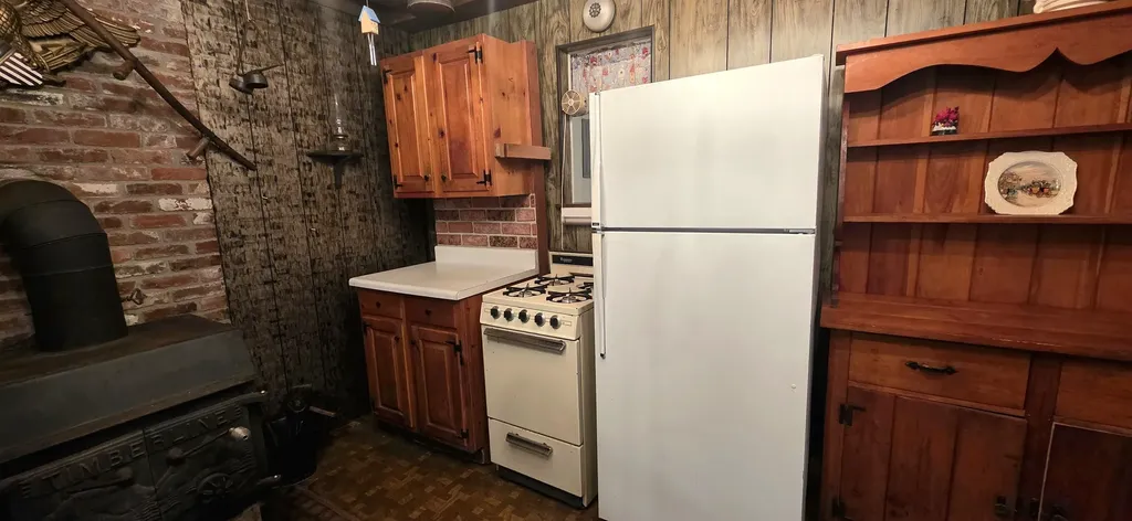 3 Oak Court Northwood NH 03261