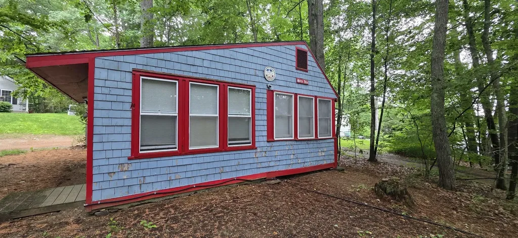 3 Oak Court Northwood NH 03261