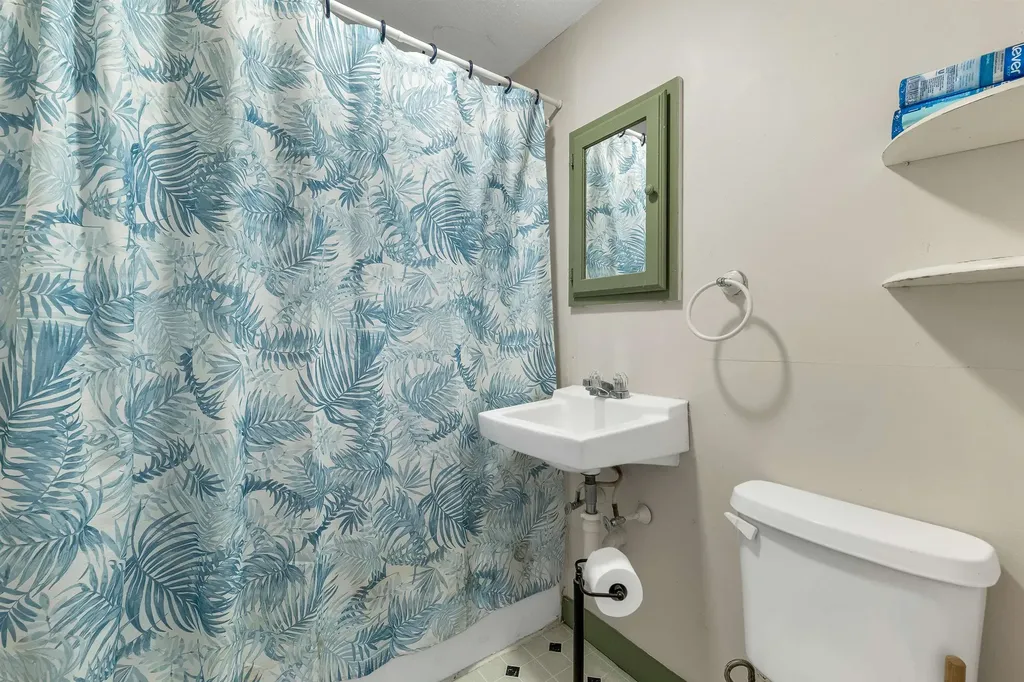 130 Plains Road Madison NH 03875