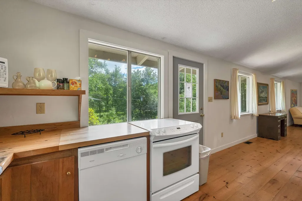 130 Plains Road Madison NH 03875