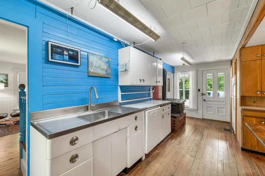 148 Plains Road Madison NH 03875