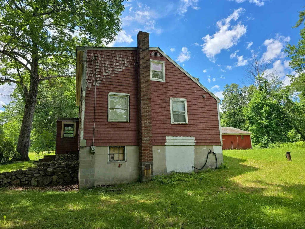 153 Gile Pond Road Sutton NH 03260