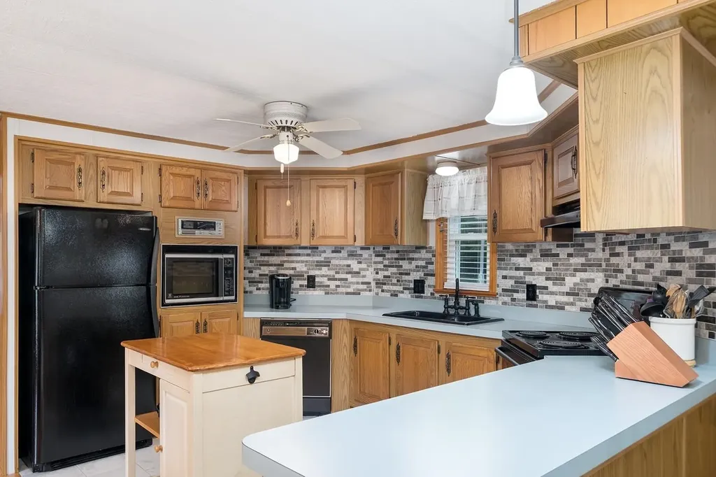 58 Monadnock Drive Rochester NH 03867