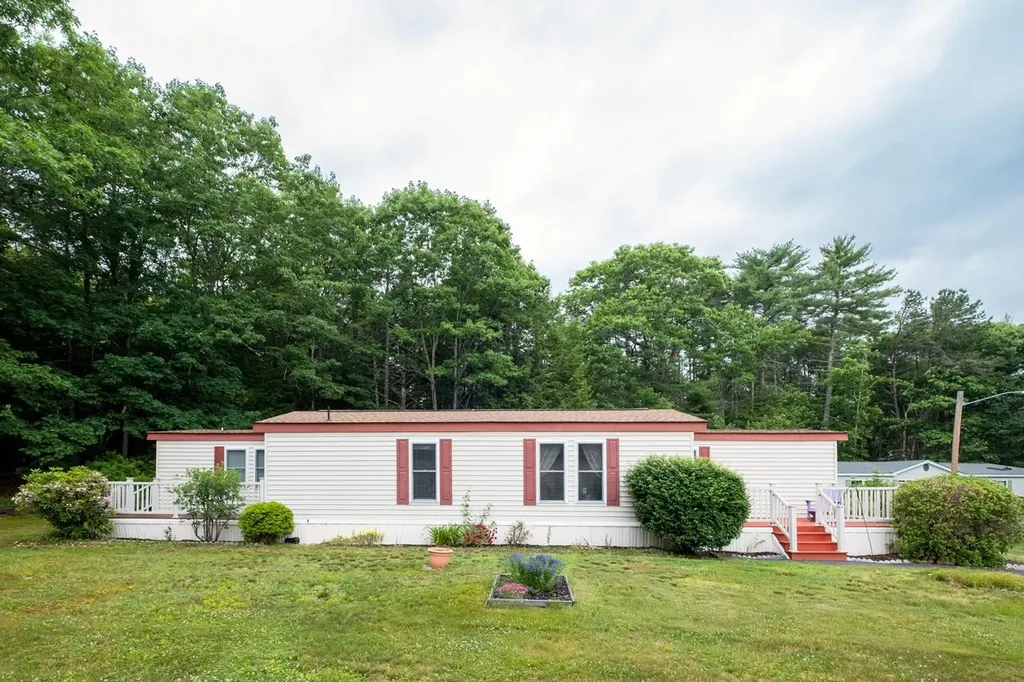 58 Monadnock Drive Rochester NH 03867