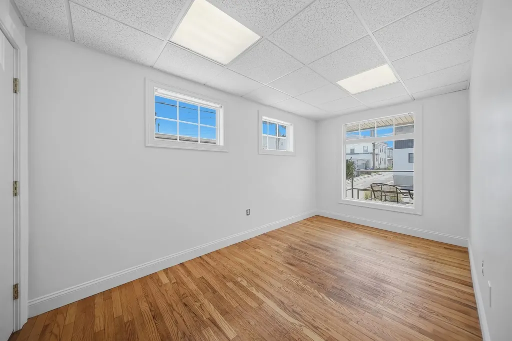 165 Kelly Street Manchester NH 03102