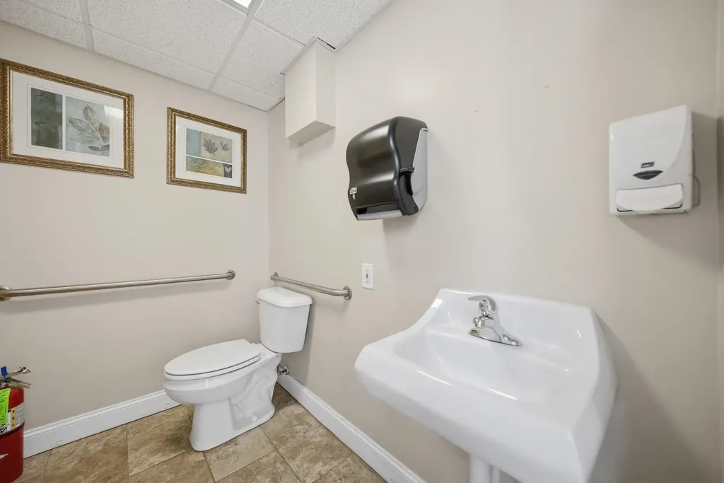 165 Kelly Street Manchester NH 03102