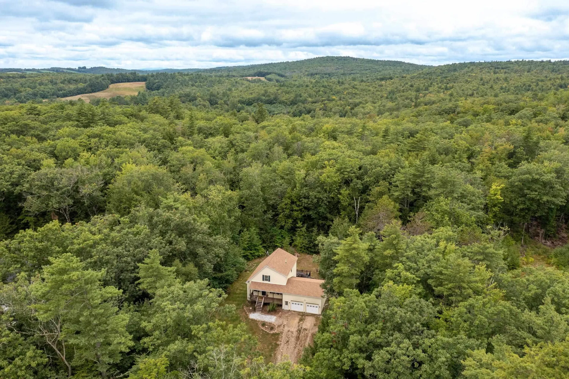 633 Beauty Hill Road Barnstead NH 03218