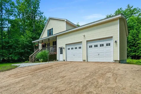 633 Beauty Hill Road Barnstead NH 03218