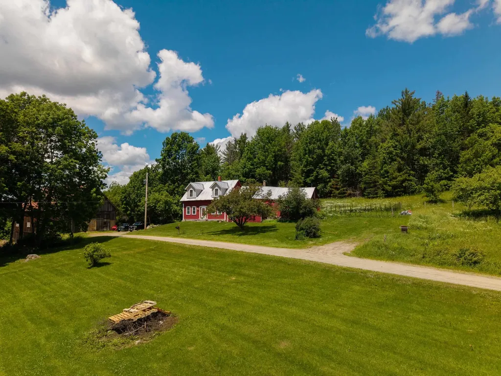 66 Downing Road Lunenburg VT 05906-8500