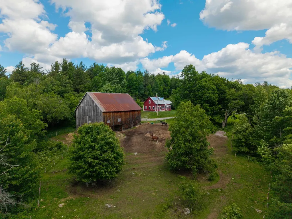 66 Downing Road Lunenburg VT 05906-8500