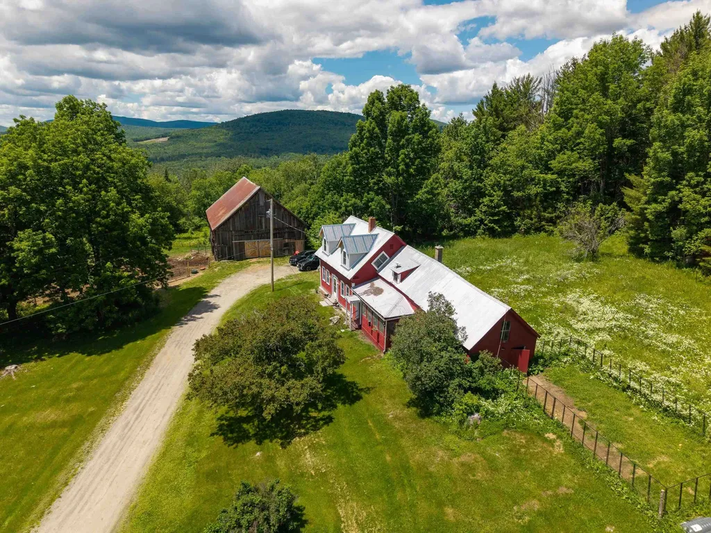 66 Downing Road Lunenburg VT 05906-8500