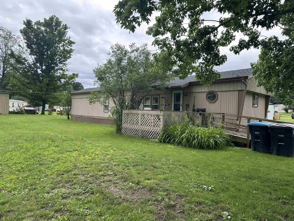 62 Lindale Circle Middlebury VT 05753