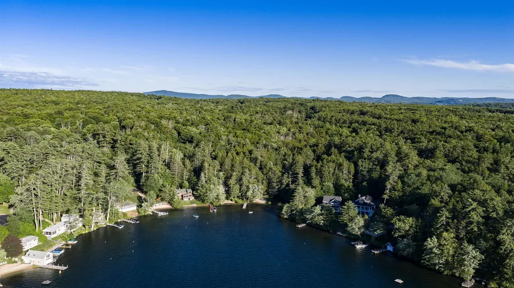 606 N Main Street Wolfeboro NH 03894