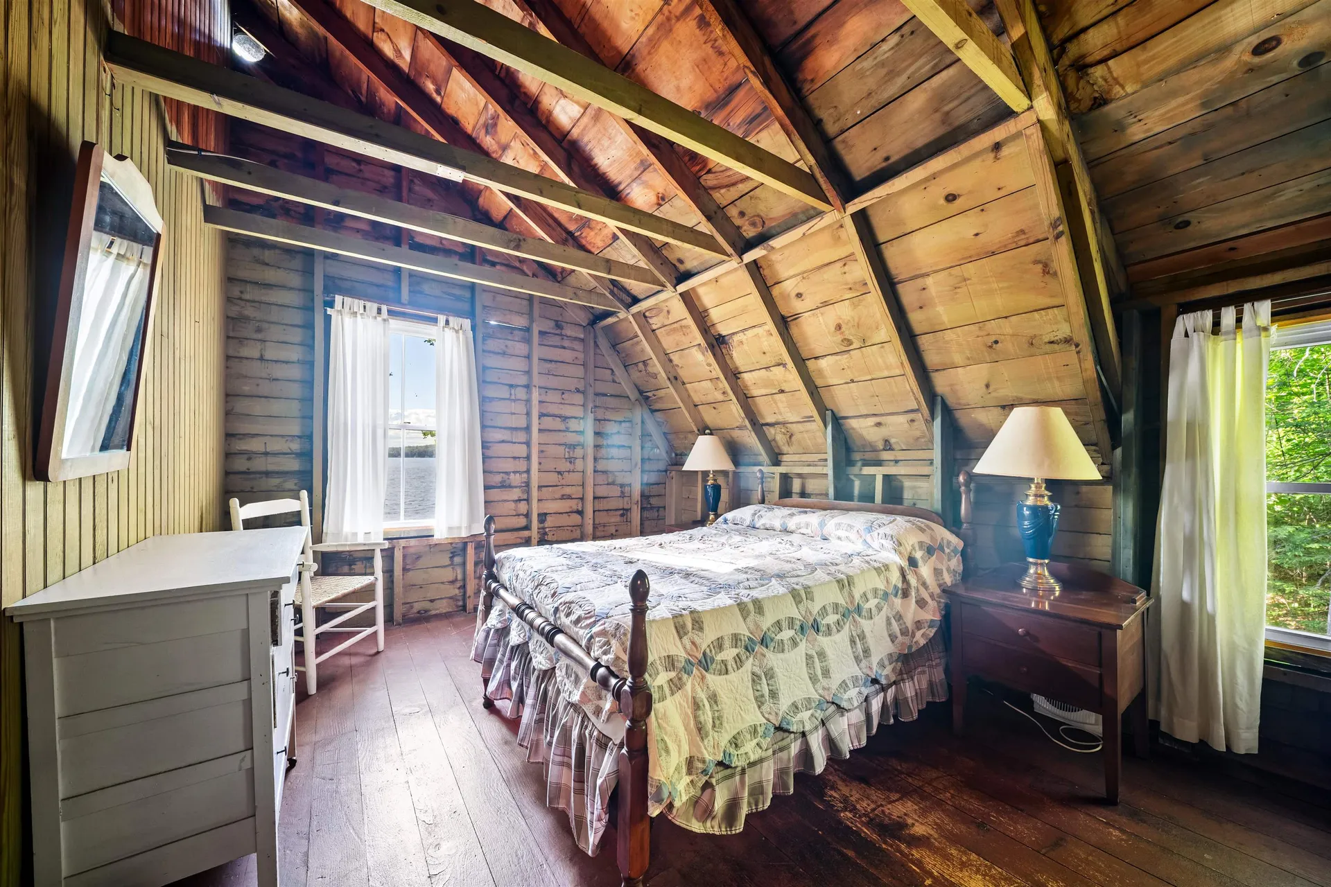 606 N Main Street Wolfeboro NH 03894