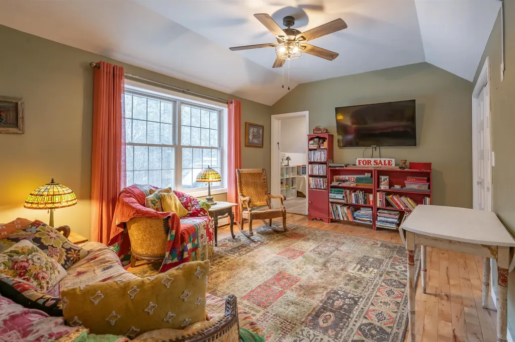 133 Raymond Road Deerfield NH 03037