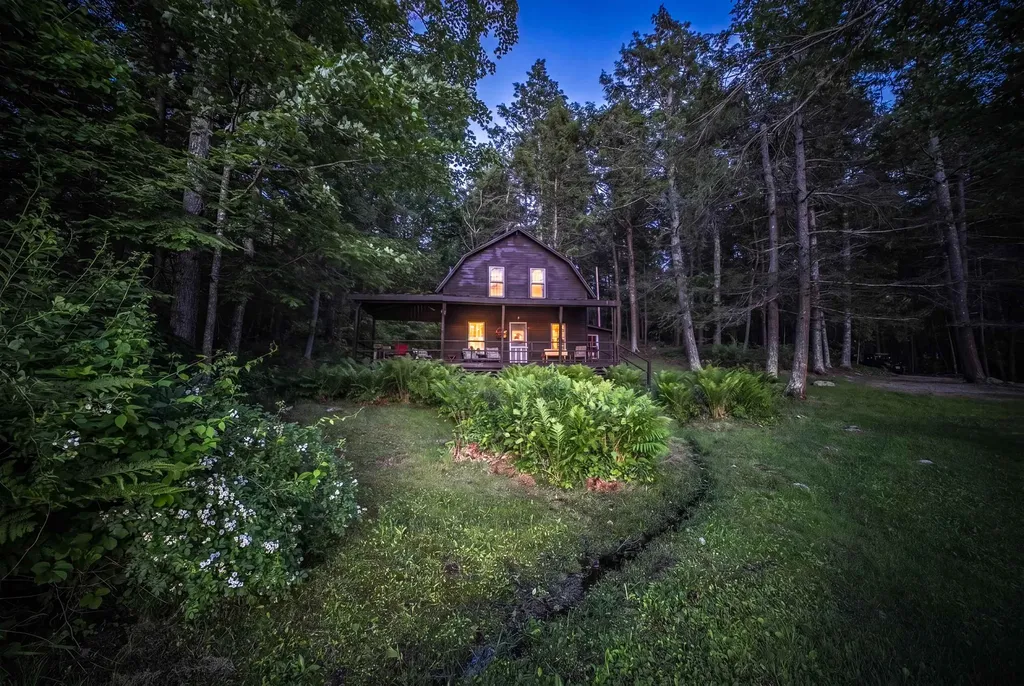 606 And 607 N. Main Street Wolfeboro NH 03894
